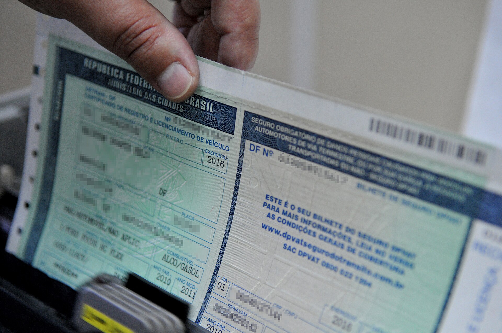 Certificado de Registro e Licenciamento de Veiculo